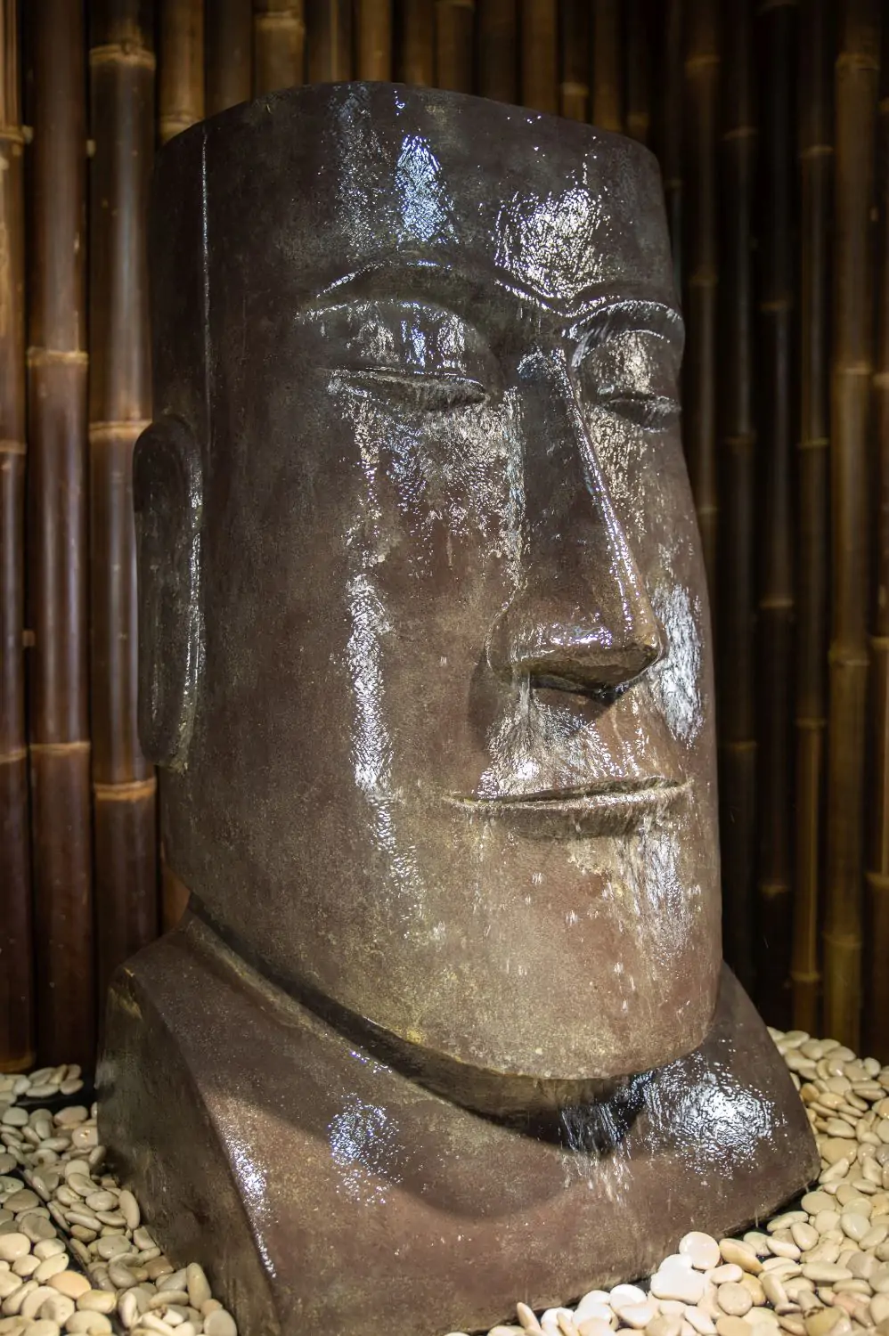  Product image 2 of the product “Abstrakt Head as water feature, in the sizes 66cm and 100cm, Antique Finish ”